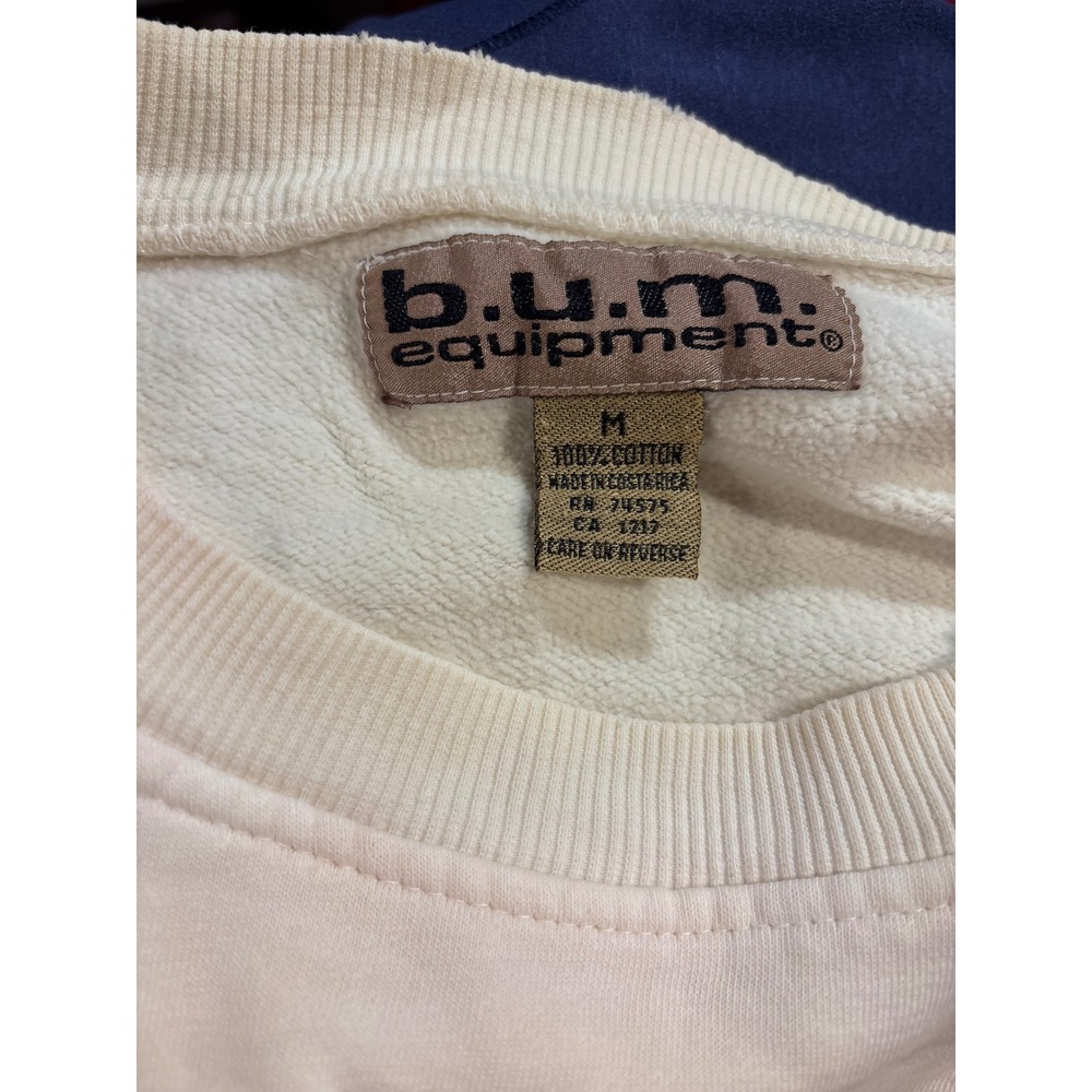 Vintage B.U.M. Equipment Sweatshirt Cream White Navy Logo Pullover Mens Medium - Picture 5 of 6